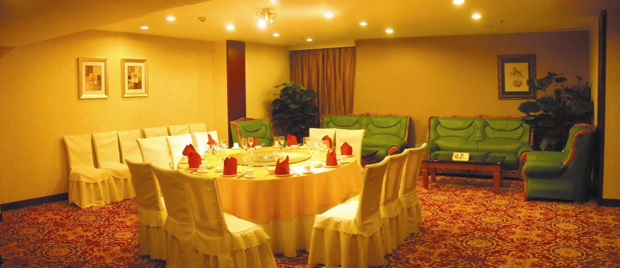 Lijing Grand Hotel City Center 柳州 エクステリア 写真